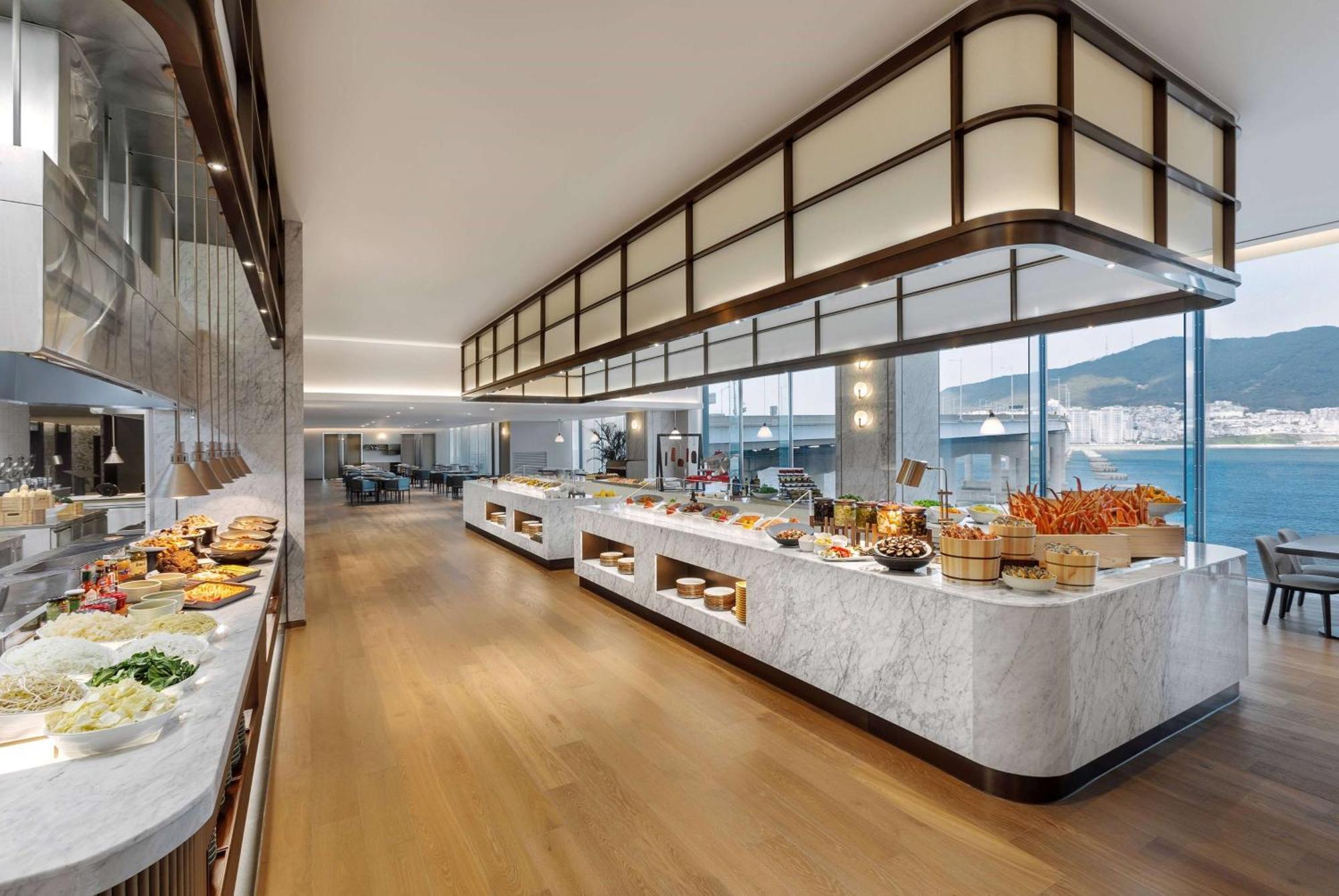 Wyndham Grand Busan Esterno foto