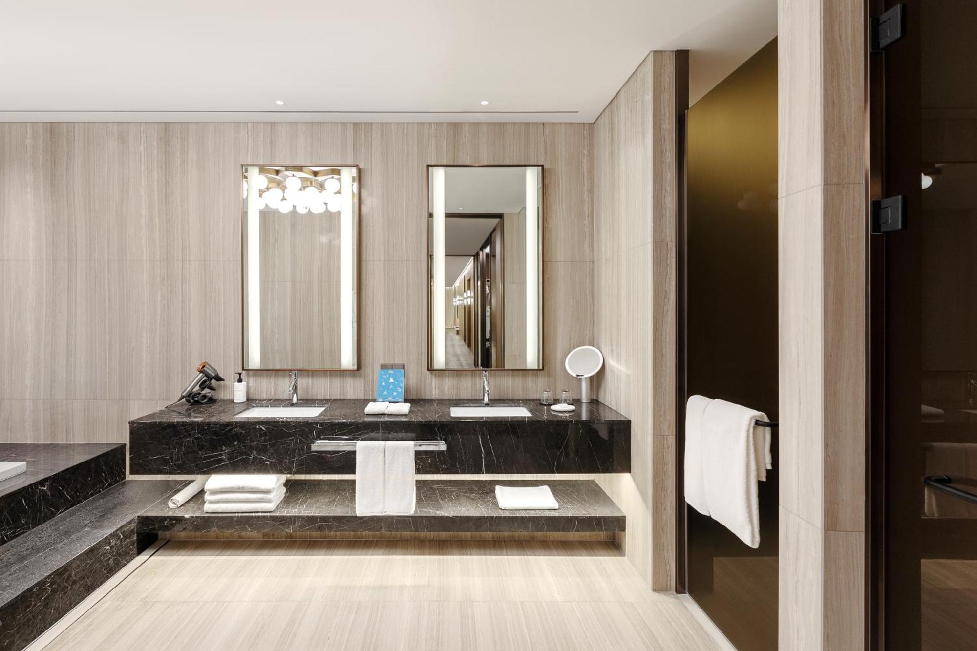 Wyndham Grand Busan Esterno foto